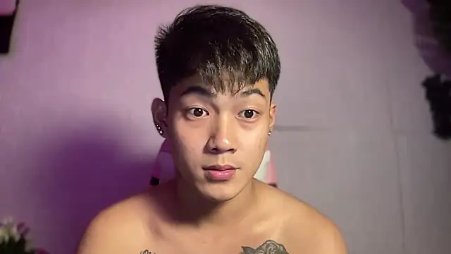 Snapshot of Prince_kiyoshi chatting on 3, 10, 2025 Prince kiyoshi online show from 3, 10, 2025