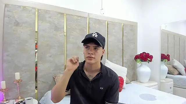 BenitoSaenz online show from 24, 10, 2025