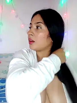 VALENTINA ROUSE  online show from 18, 4, 2026