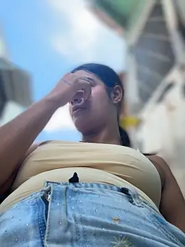 Kaily Sweet16 online show from 8, 4, 2026