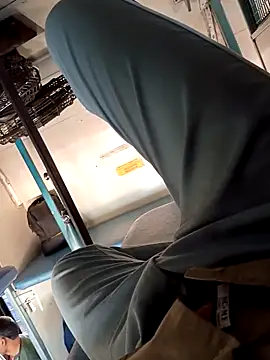 Snapshot of princemaheshboblover chatting on 23, 11, 2025 princemaheshboblover online show from 23, 11, 2025