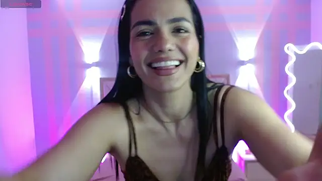 Rosalind tay online show from 5, 3, 2026