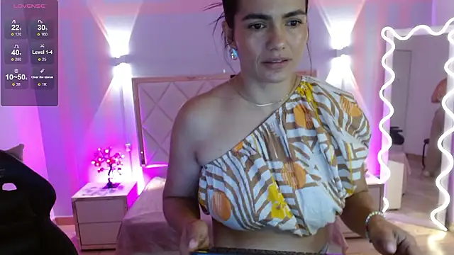 Rosalind tay online show from 6, 3, 2026