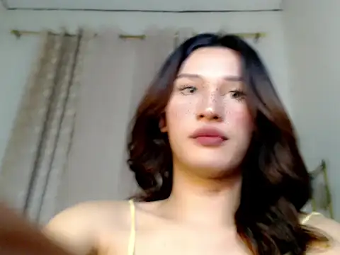 SerenaCortesi online show from 7, 4, 2026