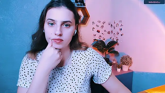 AmandaDimond  online show from 5, 10, 2025