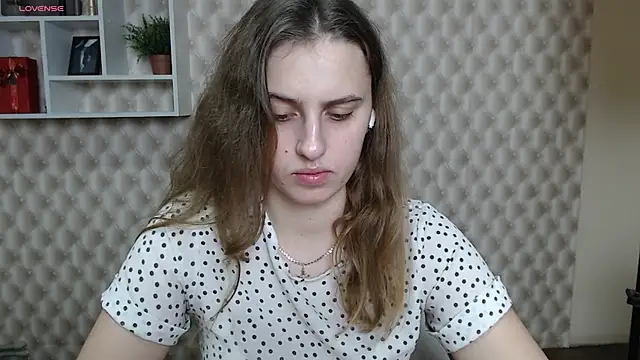 AmandaDimond  online show from 25, 11, 2025