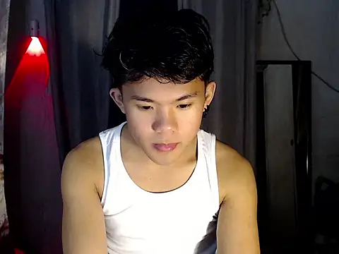 Snapshot of twink_asianbunny chatting on 16, 9, 2025 twink asianbunny online show from 16, 9, 2025