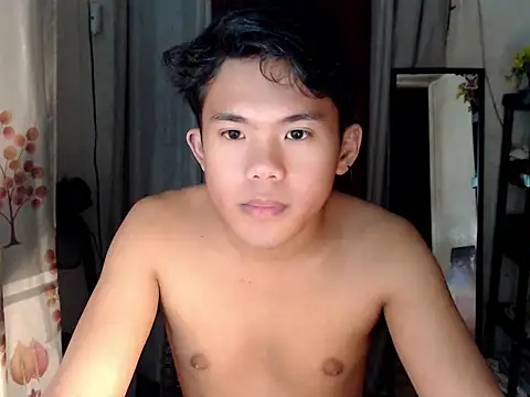 Snapshot of twink_asianbunny chatting on 4, 10, 2025 twink asianbunny online show from 4, 10, 2025
