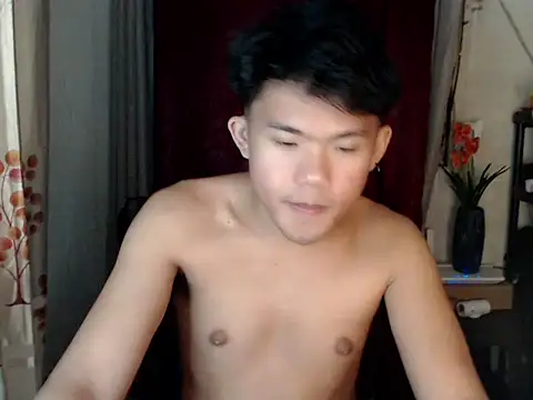 Snapshot of twink_asianbunny chatting on 22, 10, 2025 twink asianbunny online show from 22, 10, 2025