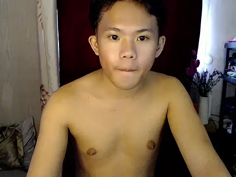 Snapshot of twink_asianbunny chatting on 15, 12, 2025 twink asianbunny online show from 15, 12, 2025