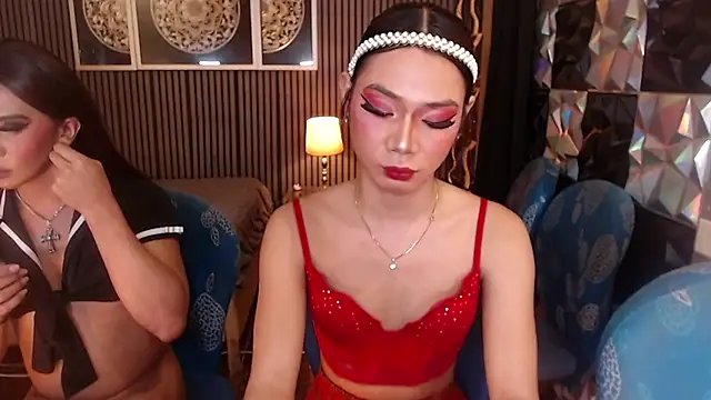 Snapshot of BigCockMaxineTS chatting on 13, 7, 2026 BigCockMaxineTS online show from 13, 7, 2026