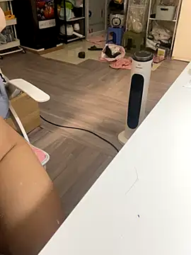 Mina048 online show from 25, 11, 2025