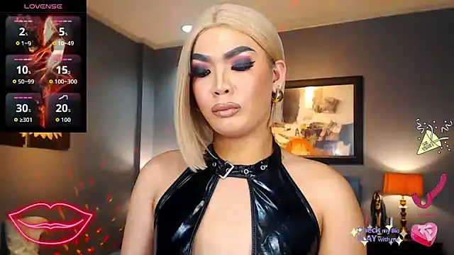 FridaHumphrey online show from 11, 9, 2025