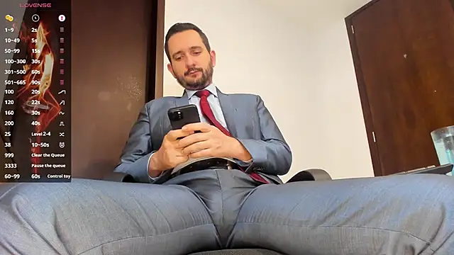 KarlBoss1 online show from 15, 10, 2025