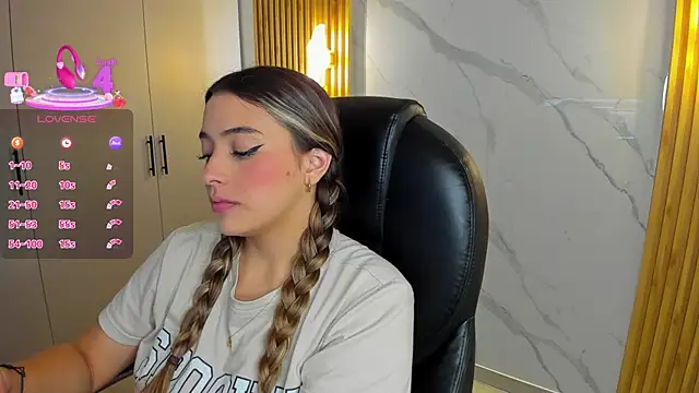 KYLIE JONES6 online show from 23, 9, 2025