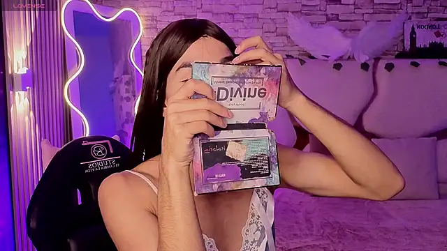 LIHIAN TAY online show from 20, 2, 2026