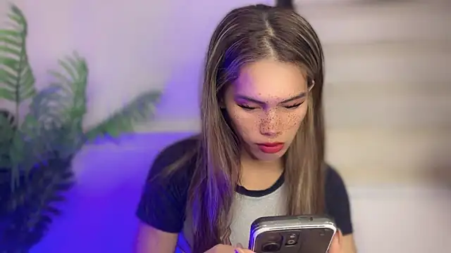 Snapshot of serpenthena_goddess chatting on 27, 10, 2025 serpenthena goddess online show from 27, 10, 2025