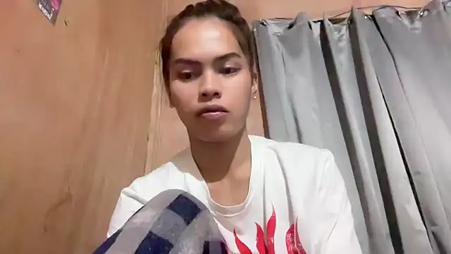 Snapshot of serpenthena_goddess chatting on 9, 11, 2025 serpenthena goddess online show from 9, 11, 2025