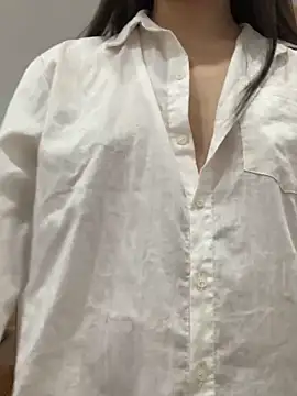 Keysha8386 online show from 5, 11, 2025