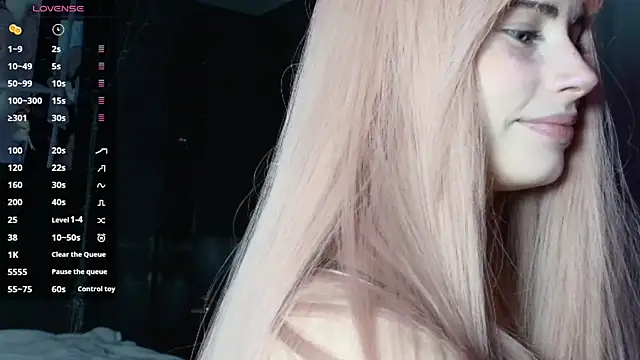 Snapshot of PieraMarch chatting on 22, 11, 2025 PieraMarch online show from 22, 11, 2025