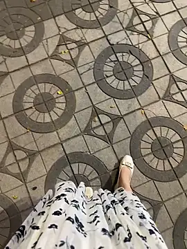 Meii-meyy online show from 16, 4, 2026