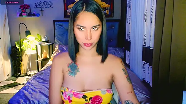 Snapshot of Franchesca_Trans chatting on 4, 11, 2025 Franchesca Trans online show from 4, 11, 2025