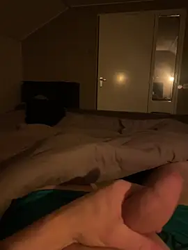 dutch girl lover online show from 8, 2, 2026