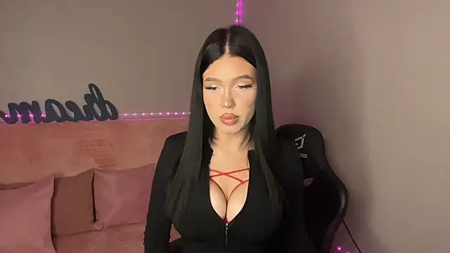 Snapshot of mistress_of_hearts chatting on 17, 10, 2025 mistress of hearts online show from 17, 10, 2025