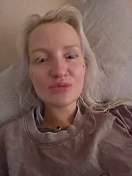 KateMonroe online show from 25, 7, 2026
