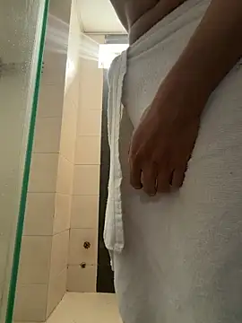 boyhigh1997 online show from 18, 3, 2026