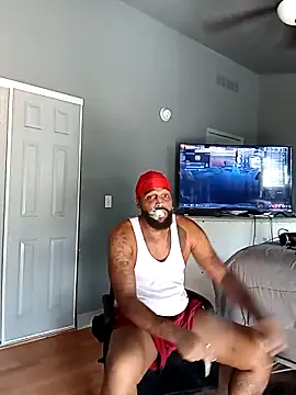 Snapshot of EbonyKing69 chatting on 10, 9, 2025 EbonyKing69 online show from 10, 9, 2025