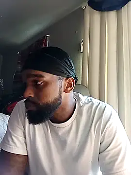 Snapshot of EbonyKing69 chatting on 20, 10, 2025 EbonyKing69 online show from 20, 10, 2025