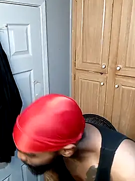 Snapshot of EbonyKing69 chatting on 3, 12, 2025 EbonyKing69 online show from 3, 12, 2025