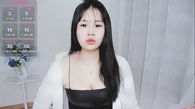 -Rose-Lucky- online show from 3, 11, 2025