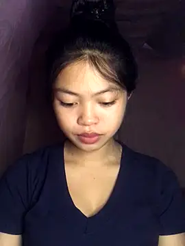 Snapshot of Thy00__ chatting on 8, 10, 2025 Thy00 online show from 8, 10, 2025