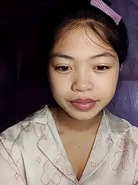 Snapshot of Thy00__ chatting on 22, 10, 2025 Thy00 online show from 22, 10, 2025