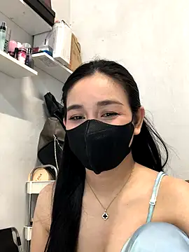 Snapshot of hanny_baby205 chatting on 11, 10, 2025 hanny baby205 online show from 11, 10, 2025