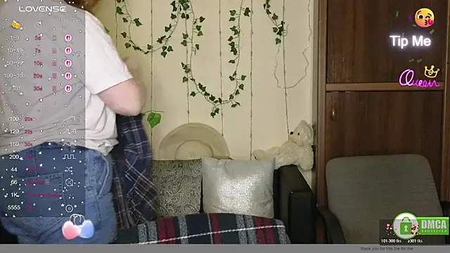 Alicia love00 online show from 2, 3, 2026