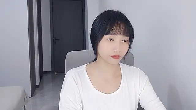 Lisa-3333 online show from 6, 11, 2025