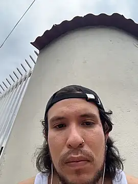 Luxx 14 online show from 1, 2, 2026