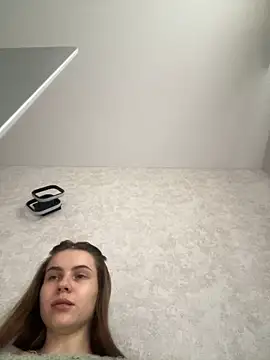 Delilah Leila online show from 1, 12, 2025