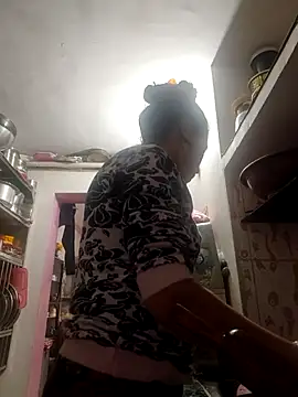 Snapshot of ISHANI-SINGH chatting on 2, 2, 2026 ISHANI-SINGH online show from 2, 2, 2026