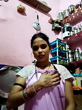 Snapshot of Cut_ragni chatting on 11, 10, 2025 Cut ragni online show from 11, 10, 2025