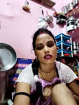 Snapshot of Cut_ragni chatting on 14, 10, 2025 Cut ragni online show from 14, 10, 2025