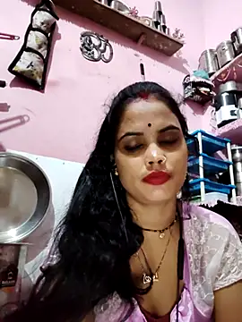 Snapshot of Cut_ragni chatting on 28, 10, 2025 Cut ragni online show from 28, 10, 2025