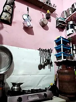 Snapshot of Cut_ragni chatting on 8, 11, 2025 Cut ragni online show from 8, 11, 2025