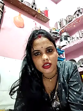 Snapshot of Cut_ragni chatting on 24, 11, 2025 Cut ragni online show from 24, 11, 2025