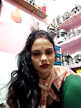 Snapshot of Cut_ragni chatting on 25, 11, 2025 Cut ragni online show from 25, 11, 2025
