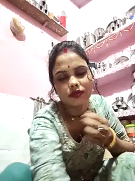 Snapshot of Cut_ragni chatting on 28, 11, 2025 Cut ragni online show from 28, 11, 2025