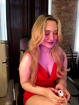 Chloe Ravens online show from 19, 10, 2025